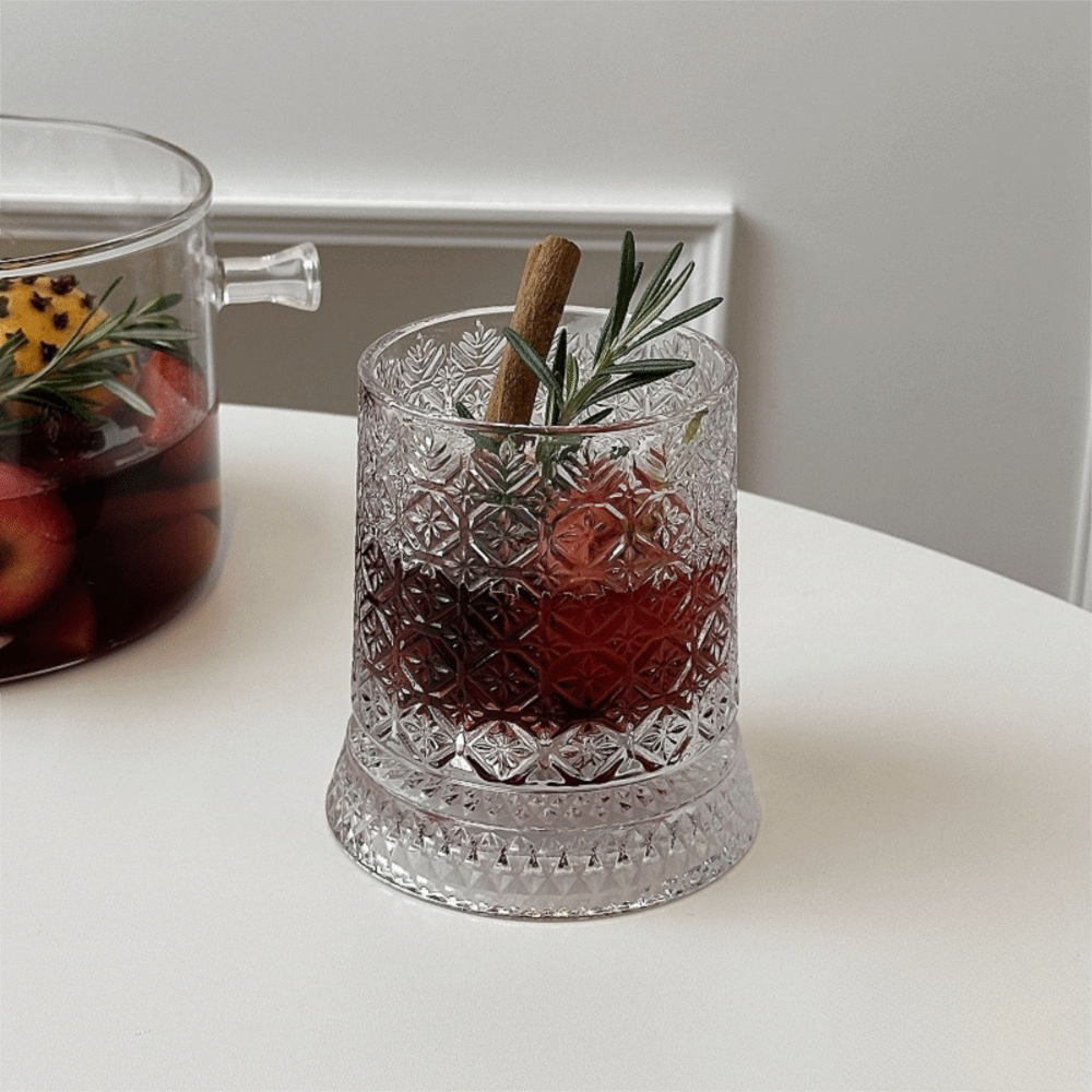 Creative 360 Degree Rotating G - Wine To Beer To Liquor recension och pris